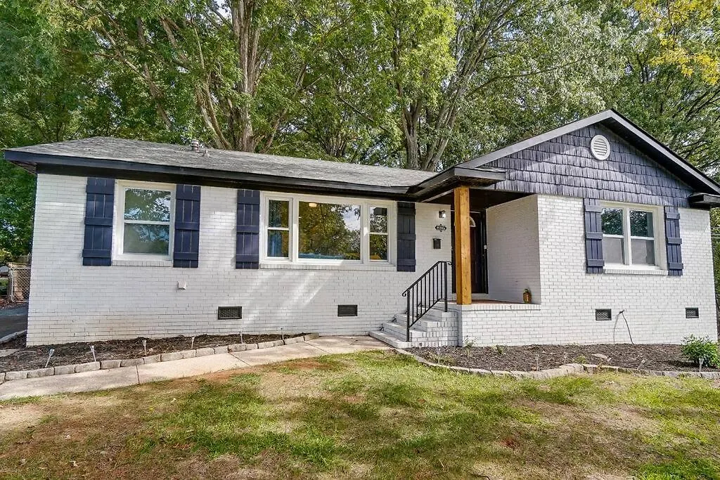 The Charlotte Chateau With Hot-Tub, Mini-Golf, 3Bd2Ba United States